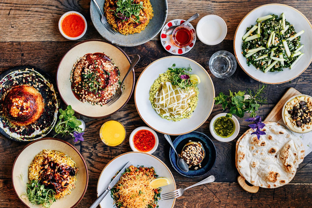 VILLA MAMAS, AN ICONIC DINING EXPERIENCE